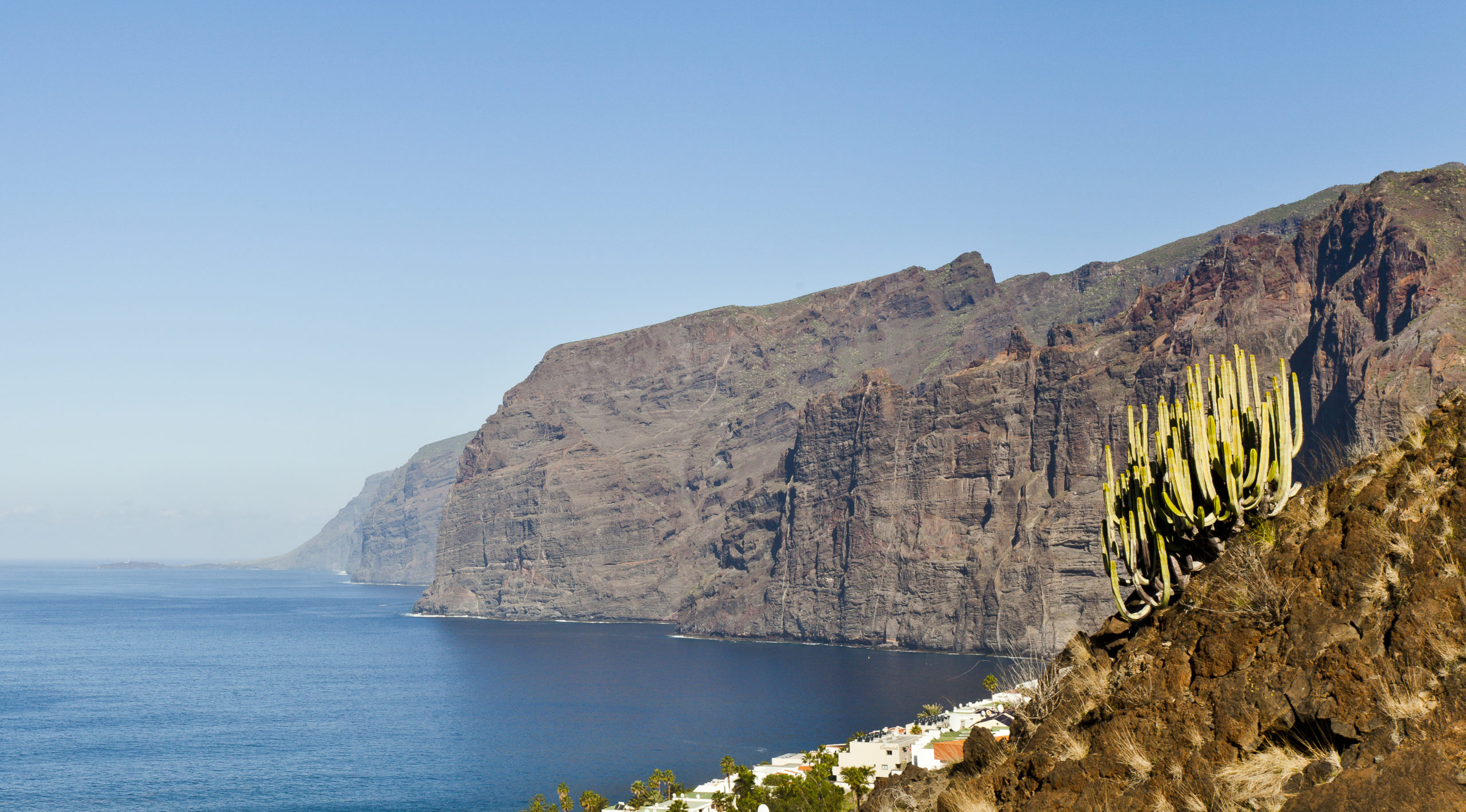 Los Gigantes Tenerife España 2012 12 16 DD 10 scaled Spain